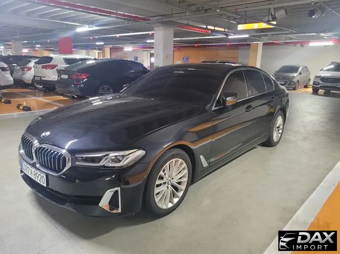 BMW 5-Series 530i Luxury