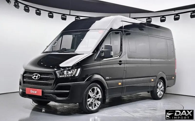 Hyundai Solati 15-seater