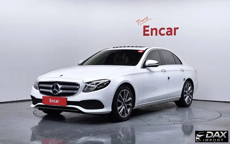 Mercedes-Benz E-Class E300 4MATIC Avnatgarde