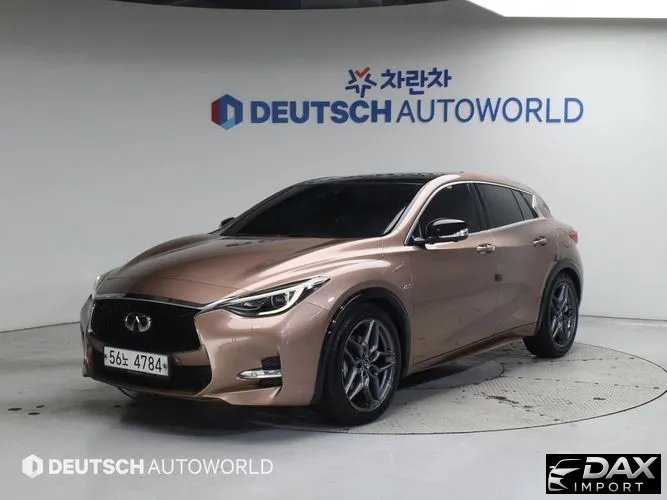 Infiniti Q30 2.0 Exclusive