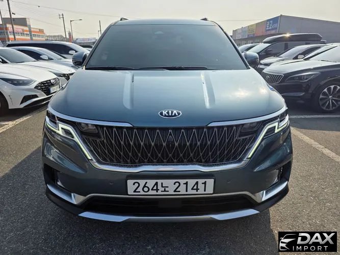 Kia Canival 9-Seater Signature