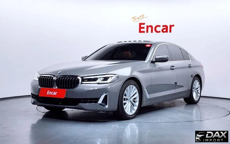 BMW 5-Series 520i Luxury