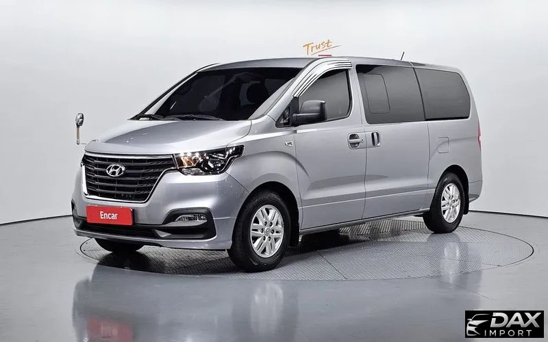 Hyundai Starex Van 5-Seater
