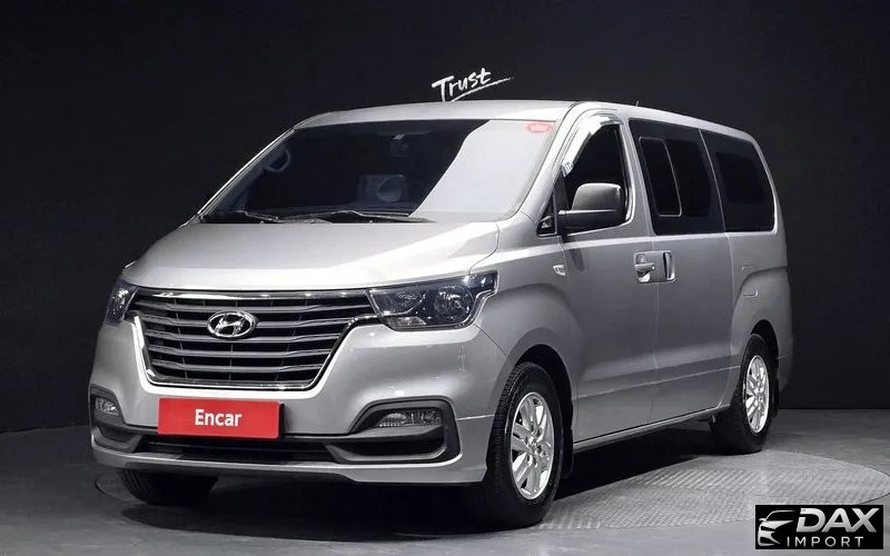 Hyundai Starex Van 5-Seater