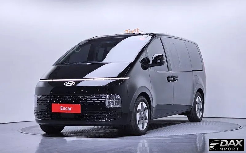 Hyundai Staria 4WD Tourer 9-Seater