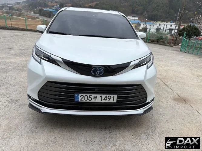 Toyota Sienna 2.5 Hybrid 2WD
