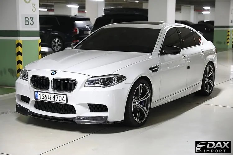 BMW M5 M5 Sedan