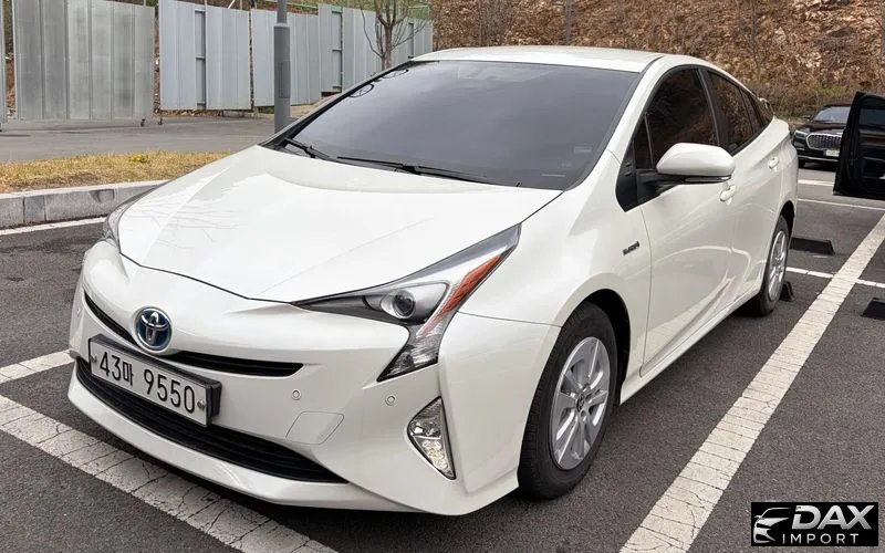 Toyota Prius 1.8 E