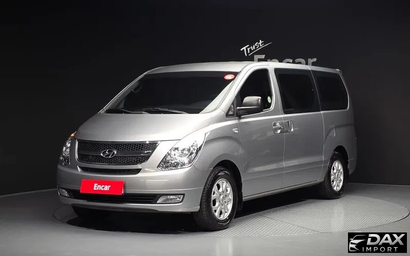 Hyundai Starex 12-Seater Wagon