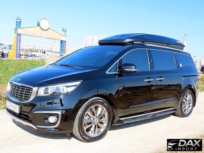 Kia Canival 9-seater Outdoor