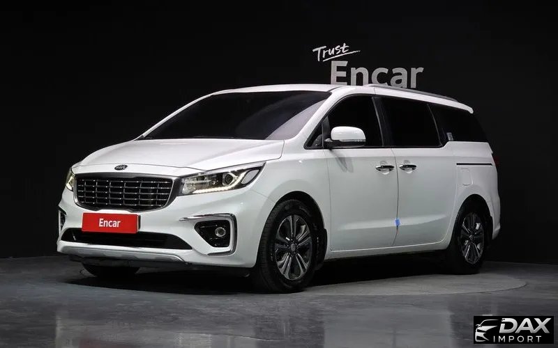 Kia Canival 9-Seater Luxury