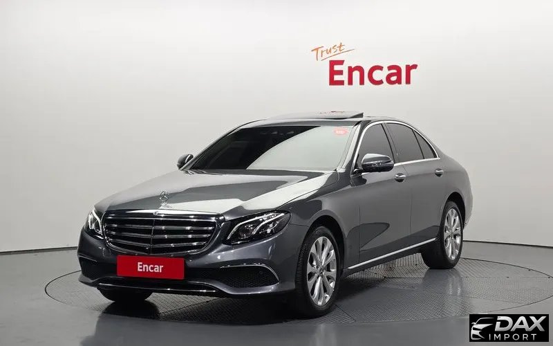 Mercedes-Benz E-Class E300 4MATIC Exclusive