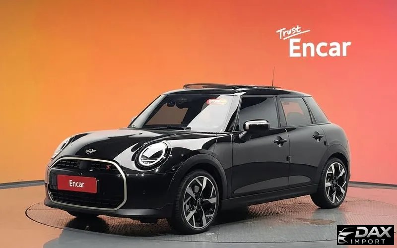 Mini Cooper 5 Door Favoured