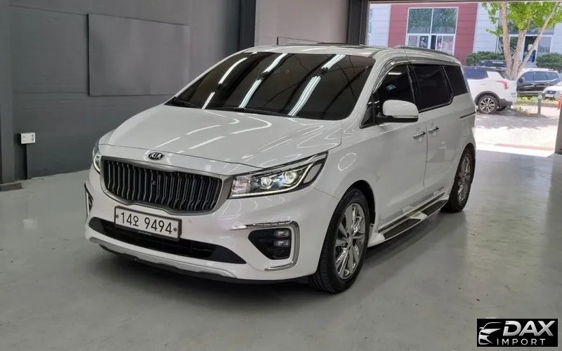 Kia Canival 9-Seater Noblesse