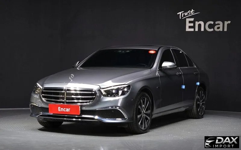 Mercedes-Benz E-Class E300e 4MATIC Exclusive