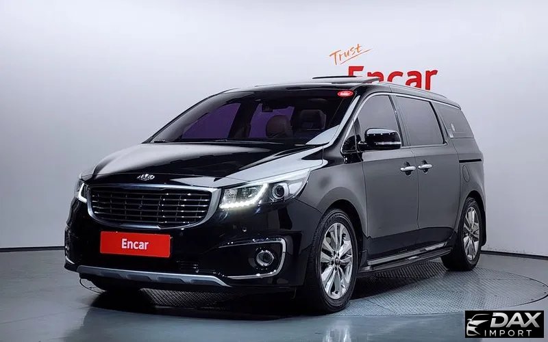 Kia Canival 7-seater Limousine