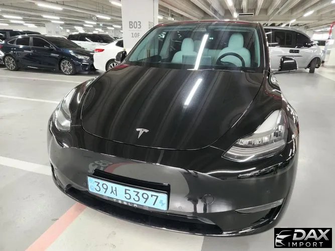 Tesla Model Y Long Range AWD