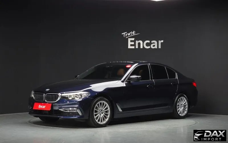 BMW 5-Series 520i Luxury