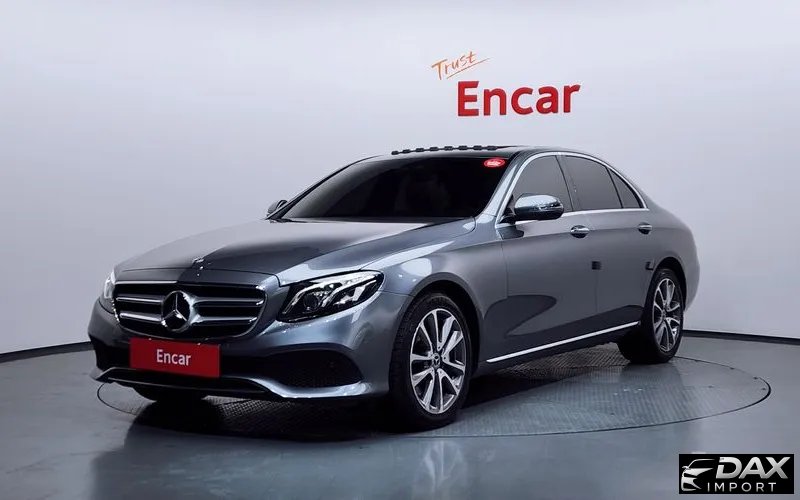 Mercedes-Benz E-Class E300 4MATIC Avnatgarde