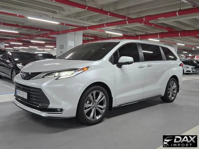 Toyota Sienna 2.5 Hybrid 2WD