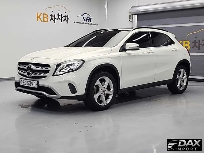 Mercedes-Benz GLA-Class GLA220