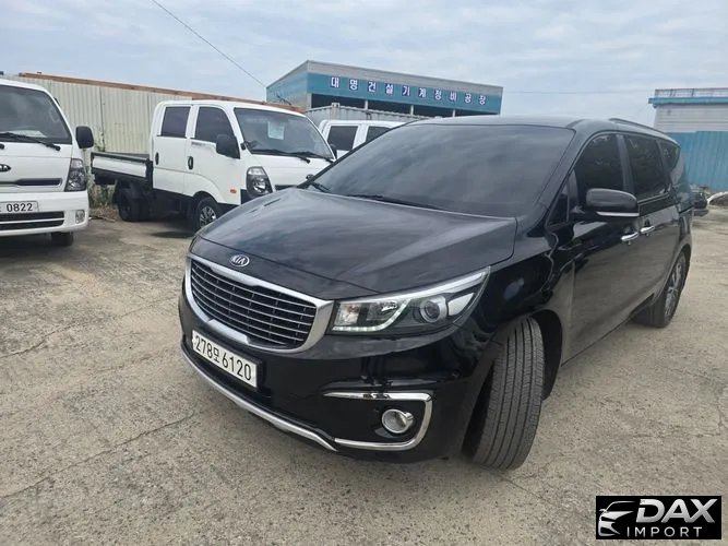 Kia Canival 9-seater Luxury