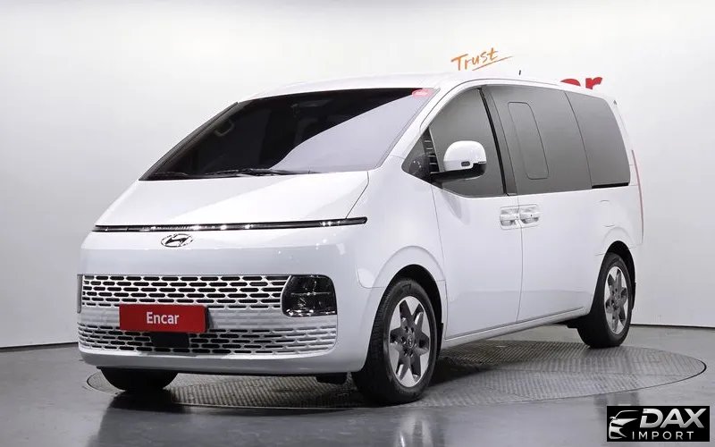 Hyundai Staria Tourer 9-Seater