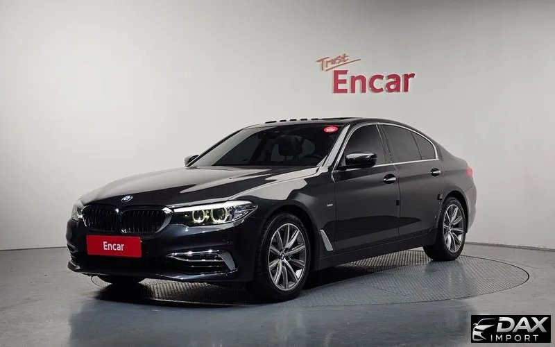BMW 5-Series 520i Luxury