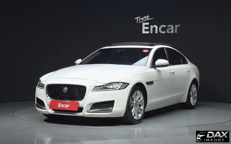 Jaguar XF 20d Portfolio AWD