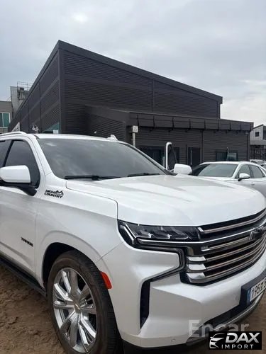 ChevroletGMDaewoo Tahoe 6.2 Dark Knight 4WD