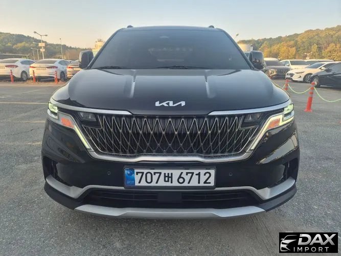 Kia Canival 11-Seater Prestige
