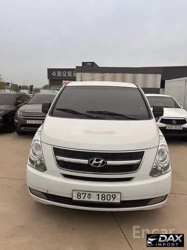 Hyundai Starex 5-Seater VAN