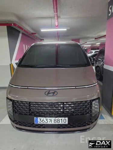 Hyundai Staria 4WD Lounge 9-Seater