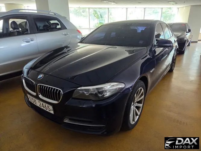 BMW 5-Series 528i