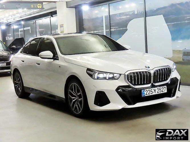 BMW 5-Series 520i M Sport