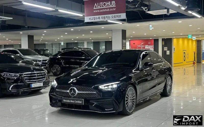 Mercedes-Benz C-Class C300 4MATIC AMG Line