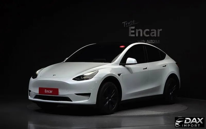 Tesla Model Y RWD