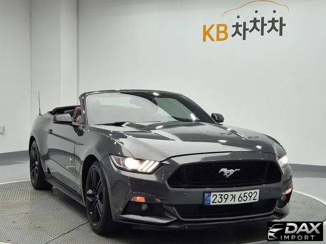 Ford Mustang Convertible