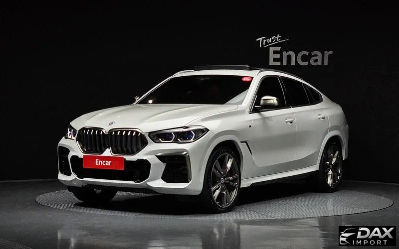 BMW X6 M50i