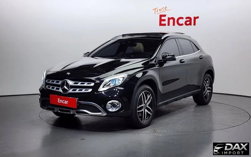 Mercedes-Benz GLA-Class GLA220 Premium