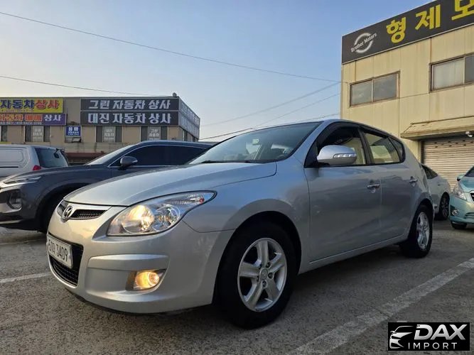 Hyundai i30 1.6 VVT Luxury