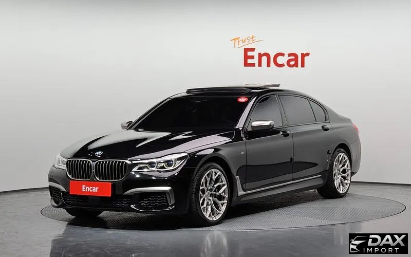 BMW 7-Series M760Li xDrive