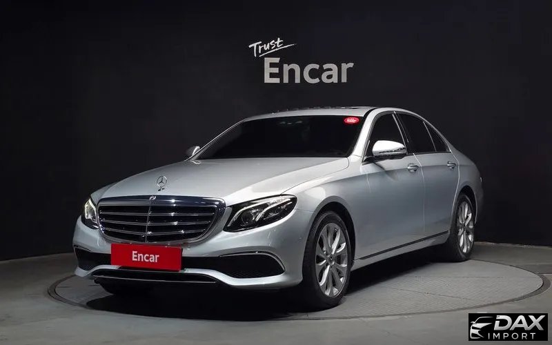 Mercedes-Benz E-Class E300 4MATIC Exclusive