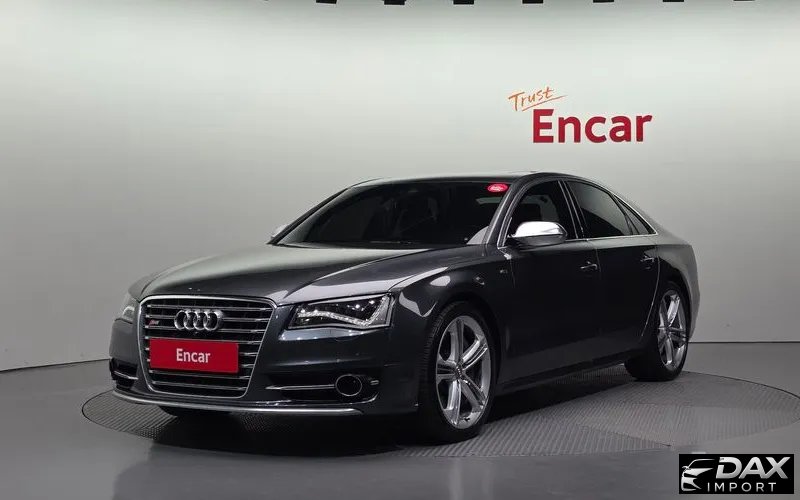Audi S8 4.0 TFSI quattro