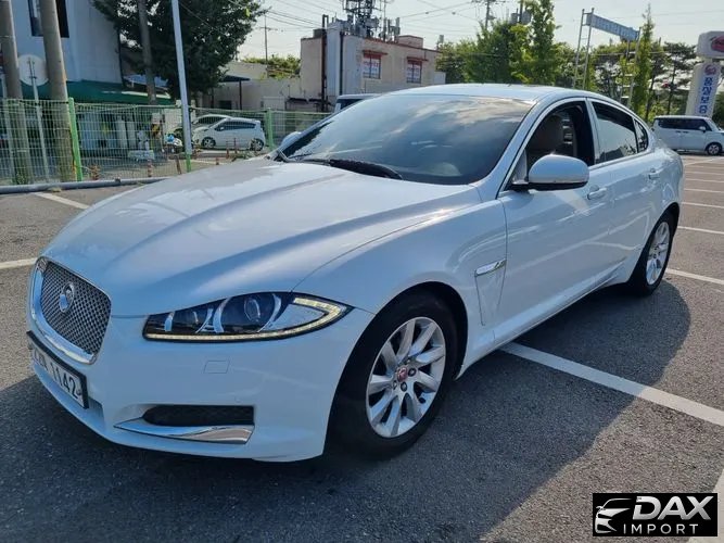 Jaguar XF 2.0 Luxury