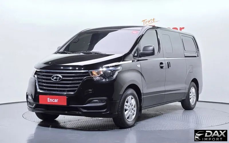 Hyundai Starex Van 5-Seater