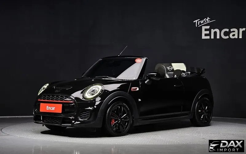 Mini Cooper Convertible JCW