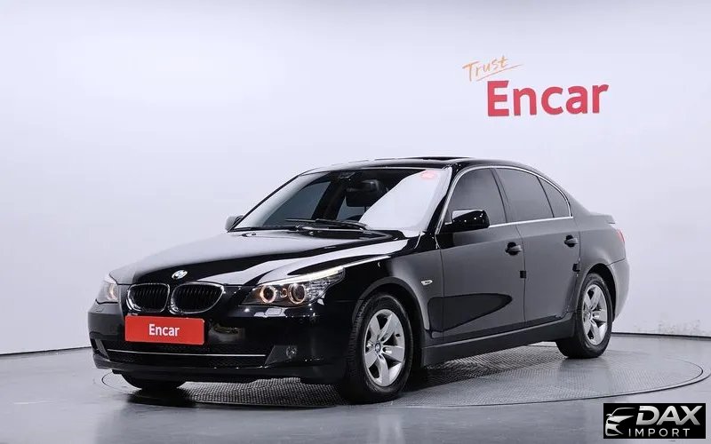 BMW 5-Series 520i Sedan