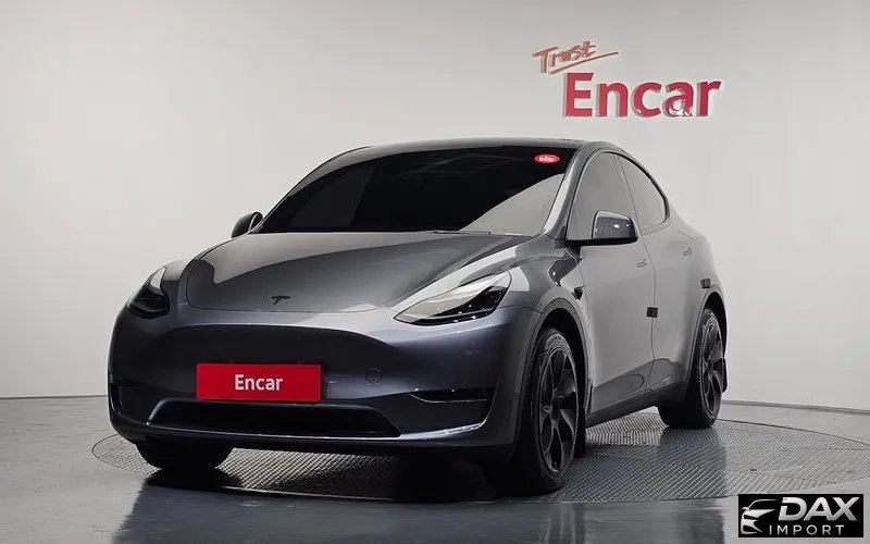Tesla Model Y Long Range