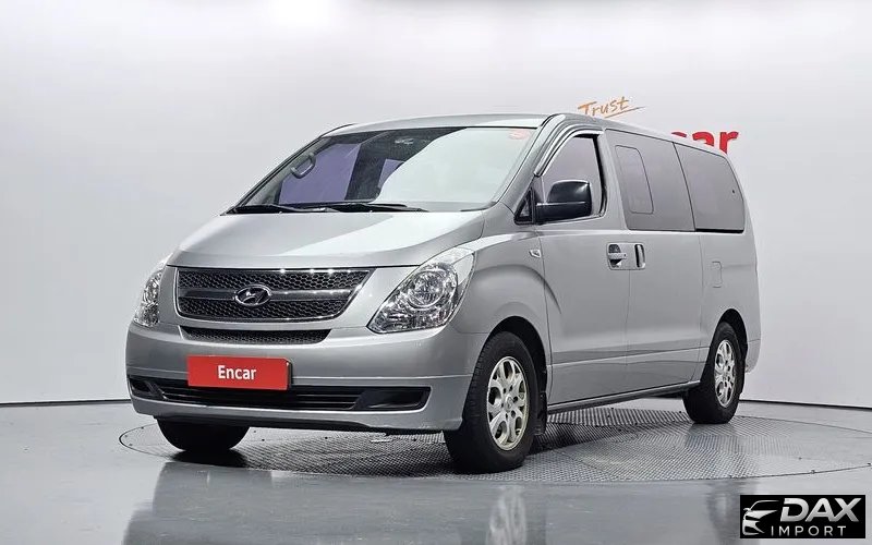 Hyundai Starex 12-Seater Wagon